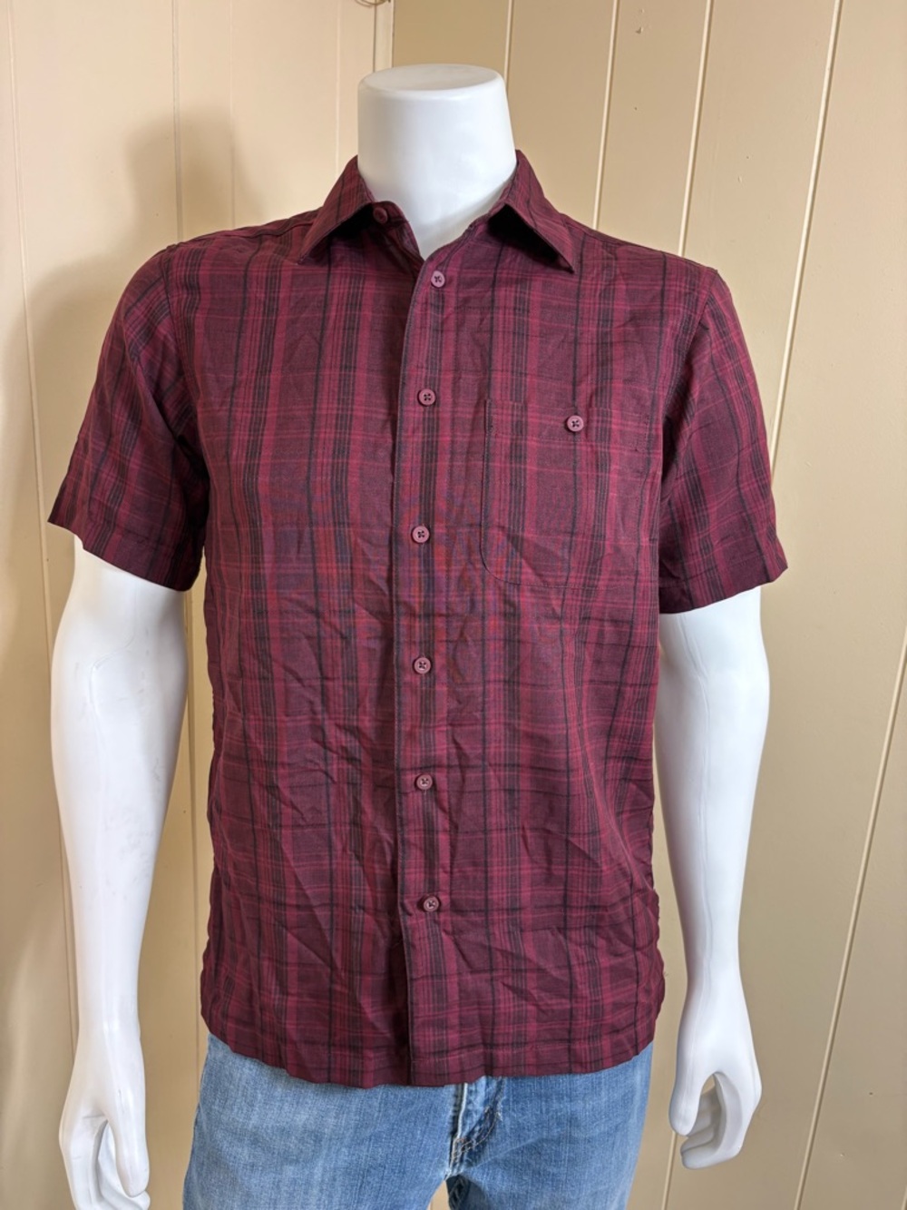 George Men's Button front Short Sleeve Shirt Red Black Plaid Size S (34-36)